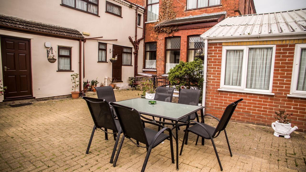 Raynscourt Lodge Great Yarmouth Exteriör bild